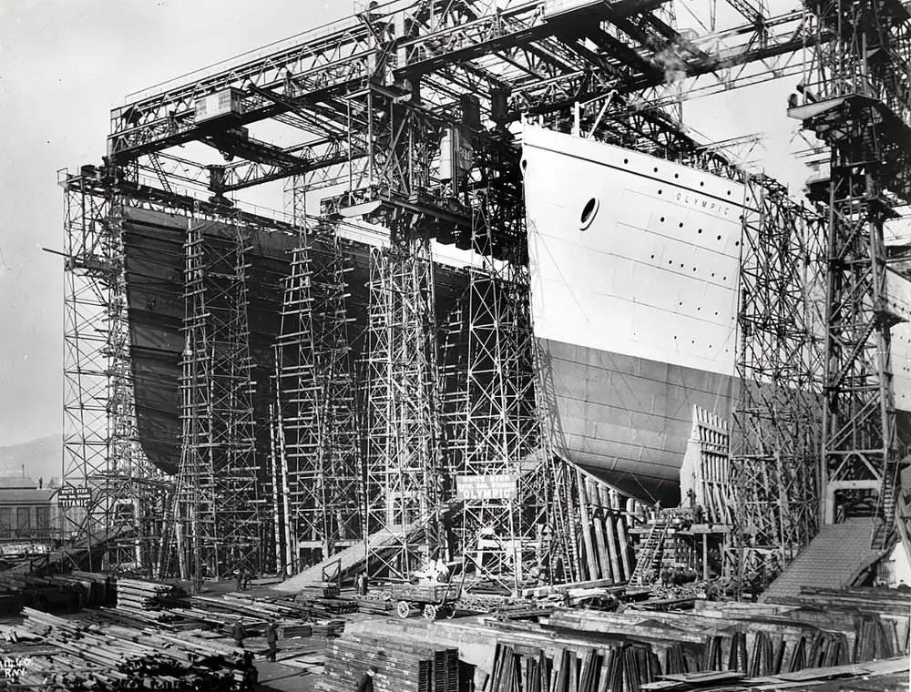 The Olympic (left) and the Titanic side by side at the Harland & Wolff shipyard in Belfast, about October 1910.